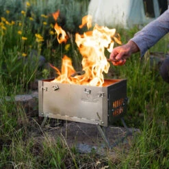 Winnerwell Fastfold Titanium Camping Stove -Terre Sauvage poele winnerwell fastfold titanium camping stove 52