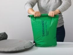 Therm-a-Rest Thermarest BlockerLite Pump Sack -Terre Sauvage sac pompe thermarest blockerlite pumpsack 20l 04